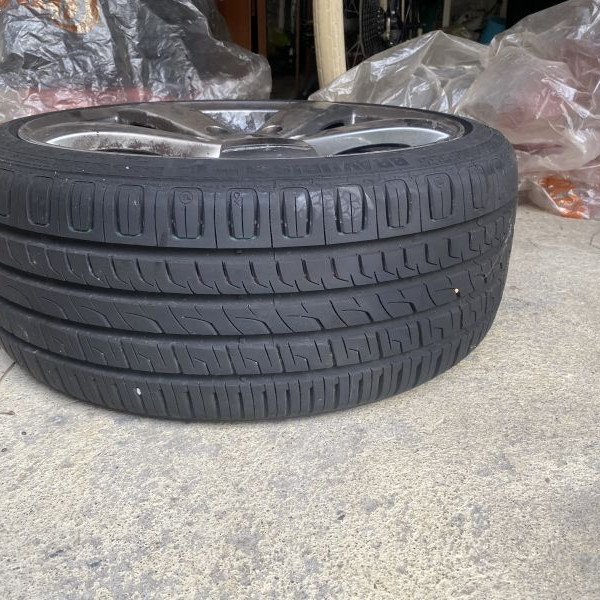 
            205/40R17 Barum Braveris 3HM
    

            
                    Y
        
    
    Vehículo de pasajeros

