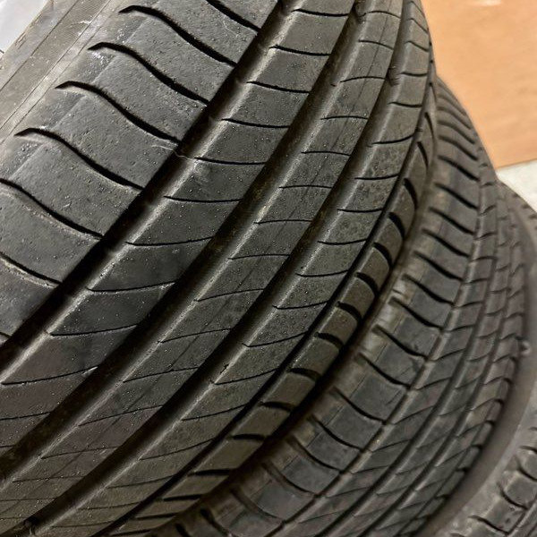 
            225/45R17 Michelin 
    

                        91
        
                    W
        
    
    यात्री कार

