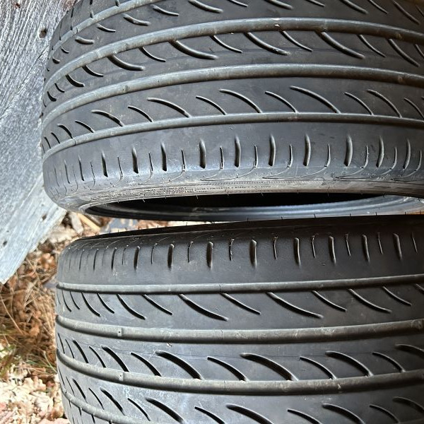 215/40R17 Pirelli P zéro nero gt
87
W
Autovettura