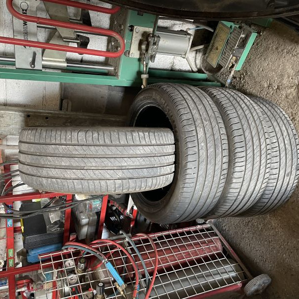 
            235/45R18 Michelin E Primacy
    

                        98
        
                    W
        
    
    Легковой автомобиль

