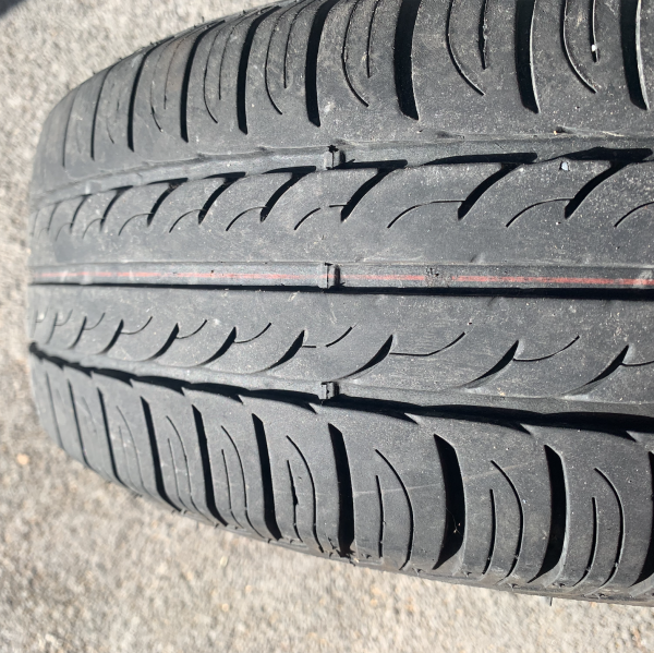 
            185/65R14 Daytona 
    

                        86
        
                    H
        
    
    यात्री कार

