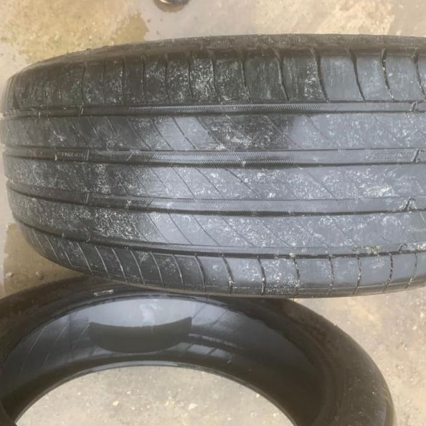 
            205/55R19 Michelin Michelinn E-primacy
    

                        97
        
                    V
        
    
    Vehículo de pasajeros

