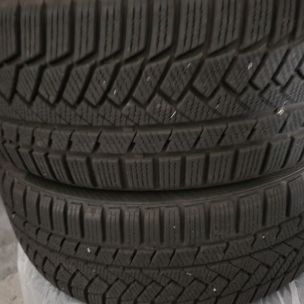 
            205/45R17 Continental WinterContact
    

                        88
        
                    V
        
    
    Vehículo de pasajeros

