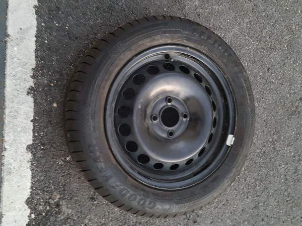 
            185/60R15 Goodyear EFFICIENT GRIP
    

                        84
        
                    H
        
    
    Passenger car

