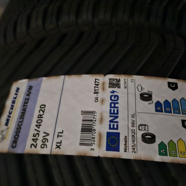 
            245/40R20 Michelin Crossclimate
    

                        99
        
                    V
        
    
    Легковой автомобиль

