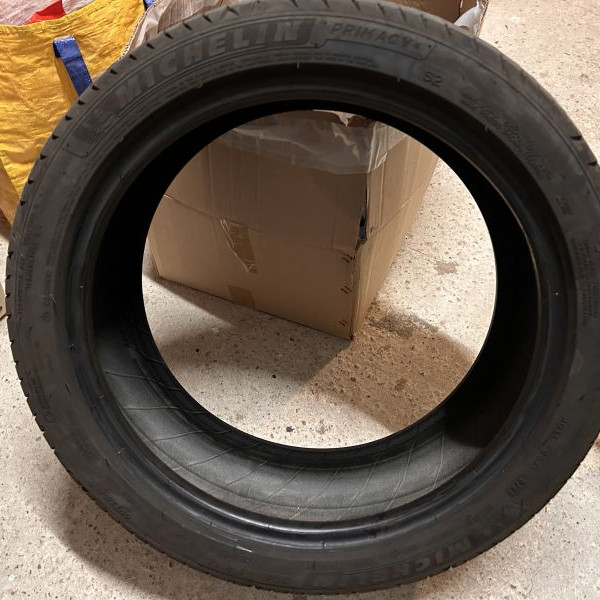 
            205/45R17 Michelin Primacy 4
    

                        88
        
                    H
        
    
    Vehículo de pasajeros

