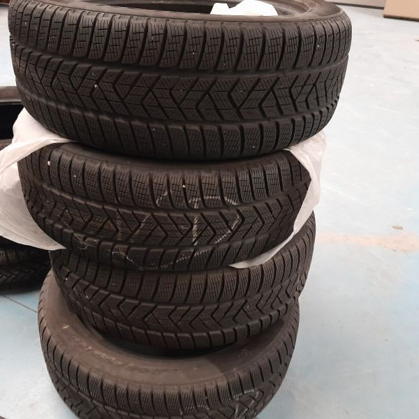 
            235/55R19 Pirelli Quentin Bérengier
    

                        105
        
                    H
        
    
    4x4 एसयूवी

