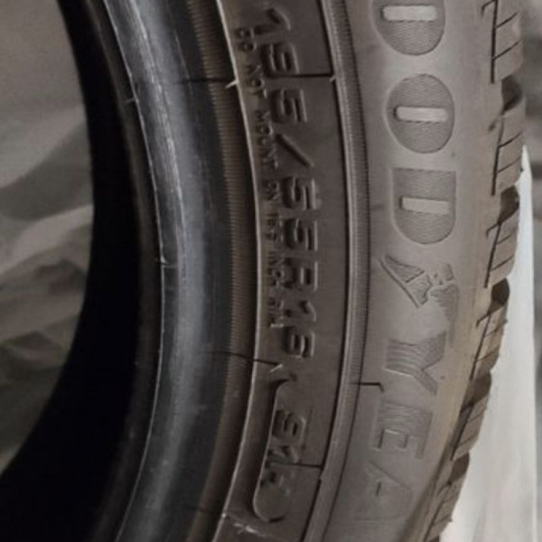 
            195/55R16 Goodyear Ultragrip 9+
    

                        91
        
                    H
        
    
    Vehículo de pasajeros

