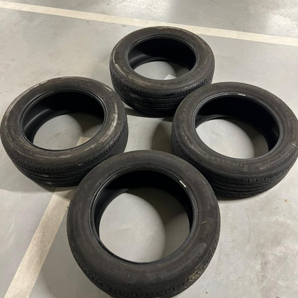 225/55R17 Pirelli PZERO.NERI GT
101
W
Autovettura