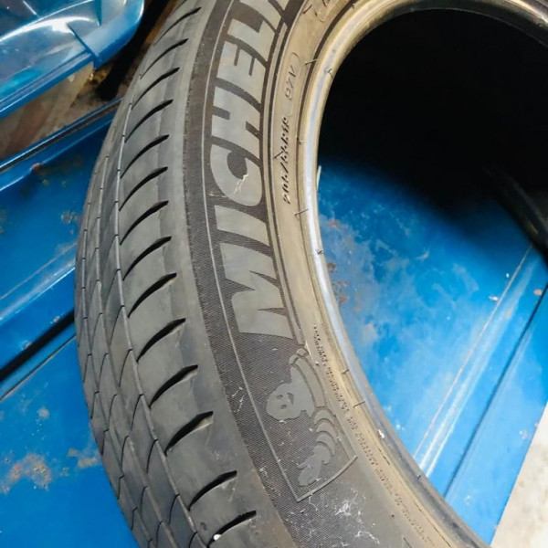 
            205/55R19 Michelin primacy 3
    

            
        
    
    Vehículo de pasajeros

