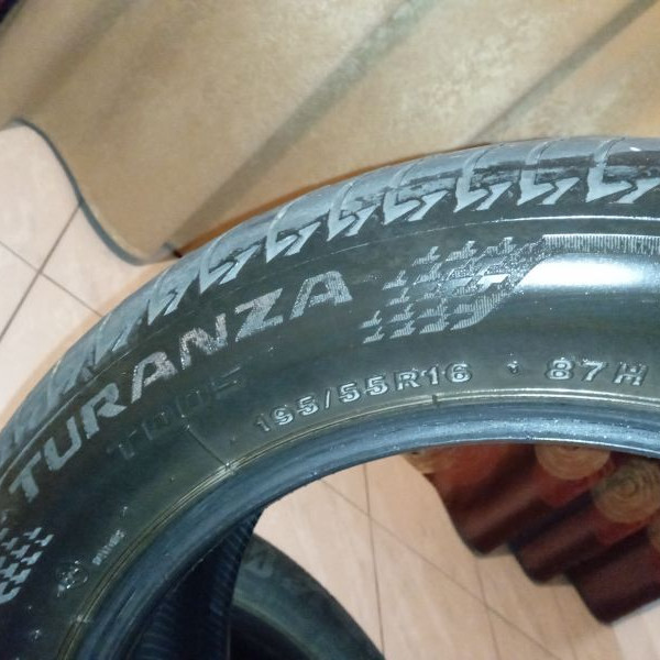 
            195/55R16 Bridgestone RUTANZA RADIAL TUBELESS
    

                        87
        
                    H
        
    
    Passenger car

