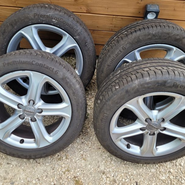 
            225/50R17 Continental Pneu Continental avec jante Audi
    

            
                    Y
        
    
    乗用車

