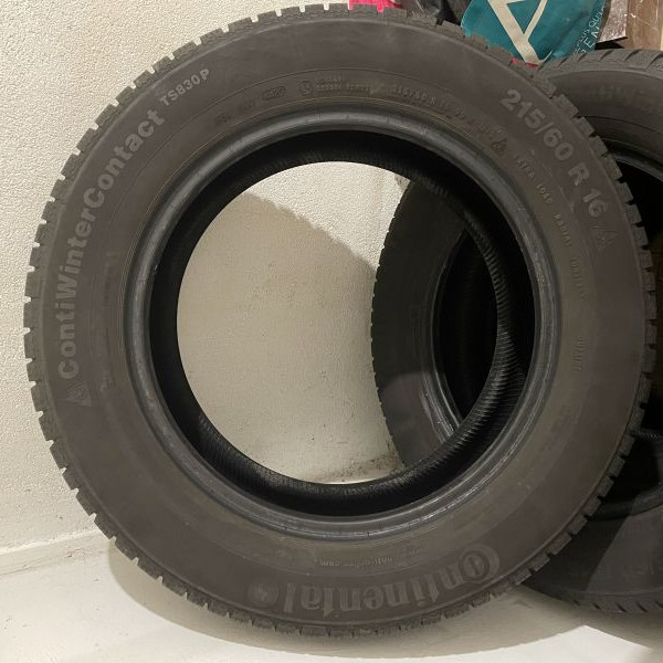 215/60R16 Continental ContiWinterContact TS830P
99
H
Autovettura