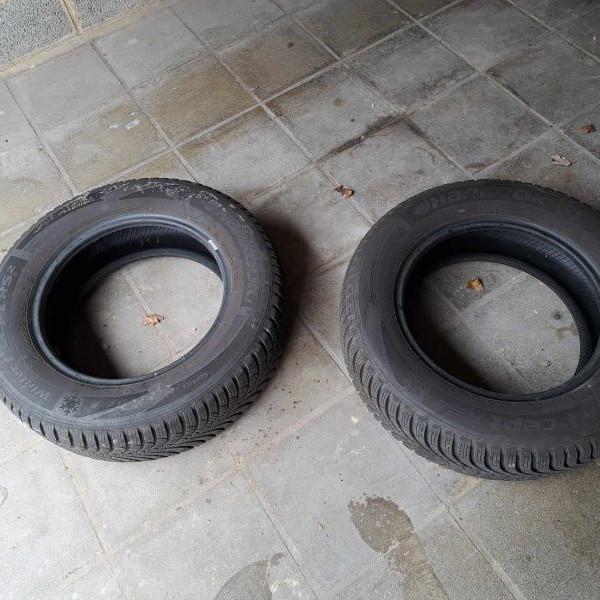 215/65R16 Hankook
98
H
Autovettura