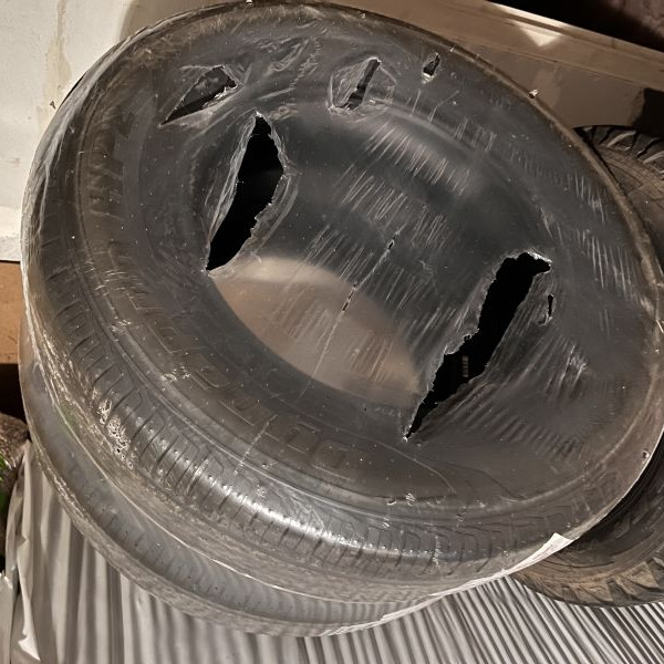 
            215/70R16 Hankook Dynapro hp2
    

                        100
        
                    H
        
    
    SUV 4x4

