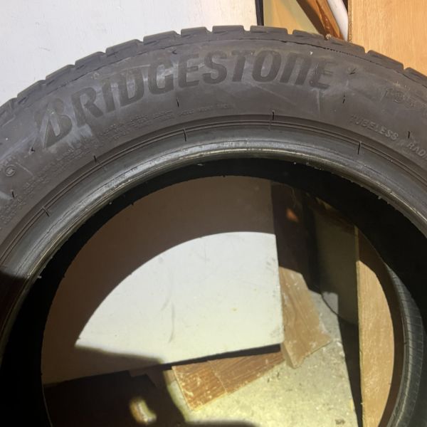 195/55R16 Bridgestone tubeless radial
91
V
Passenger car