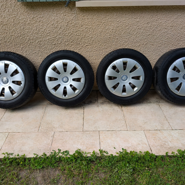195/65R16 Michelin Agilis
104
R
Autorad