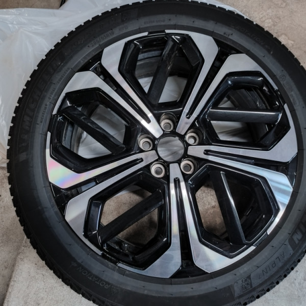 
            205/60R19 Michelin 205/55 R19
    

                        97
        
                    H
        
    
    Ruota di automobile

