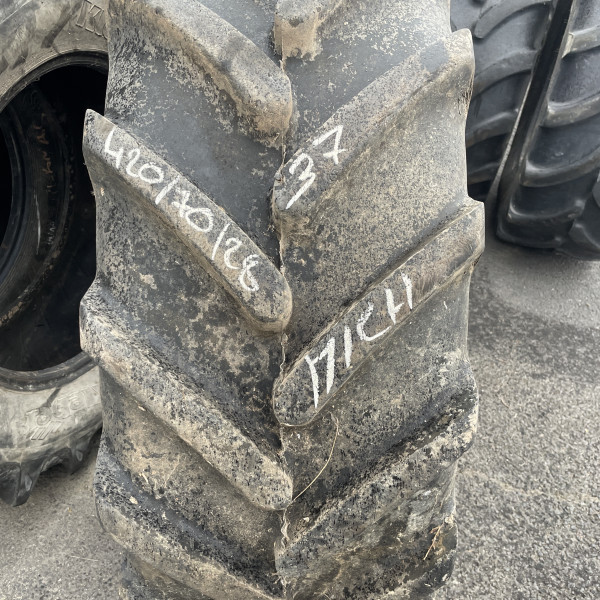 420/70R28 Michelin OMNIBIB OCC AR
Koło napędowe