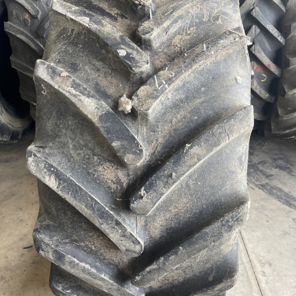 600/65R28 Continental TRACTOR MASTER OCC
Aandrijfwiel
