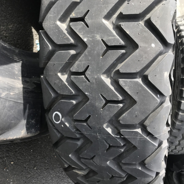 
            1600R25 Michelin XVC
    

                        xx
        
        
    
    inflable

