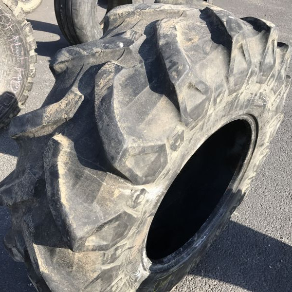 
            16.9R24 Pirelli TM200
    

            
        
    
    Ведущее колесо

