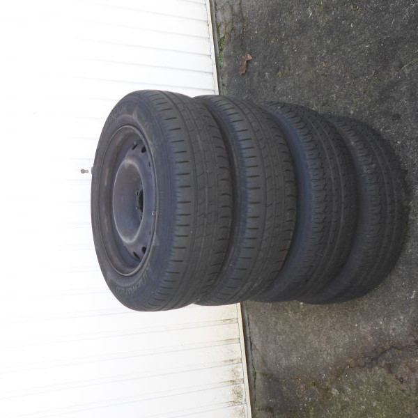 
            185/65R15.5 Kleber Dynaxer HP3
    

                        88
        
                    T
        
    
    Автомобильное колесо

