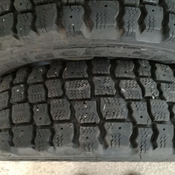 
            165/70R13 Divers 
    

                        70
        
                    Q
        
    
    Masina de pasageri

