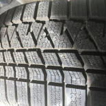 
            225/50R18 Kumho Asymétrique  tubeless
    

                        99
        
                    V
        
    
    Vehículo de pasajeros

