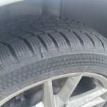 
            215/50R18 Continental 
    

                        82
        
                    W
        
    
    乗用車

