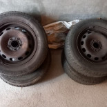 
            195/65R15 Michelin 
    

                        91
        
                    T
        
    
    Roue de voiture

