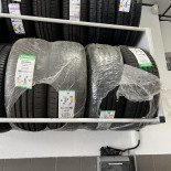 
            245/45R18 Divers EXTRA load tubeless
    

                        100
        
                    W
        
    
    यात्री कार

