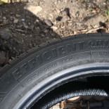 
            215/55R18 Goodyear Efficient grip, seulement 3000 km
    

                        95
        
                    H
        
    
    乘用车

