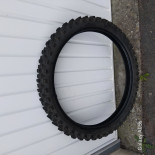 80/90R21 Metzeler
48
R
Moto Enduro