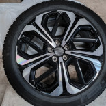 
            205/60R19 Michelin 205/55 R19
    

                        97
        
                    H
        
    
    Ruota di automobile


