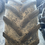 480/65R28 Michelin MULTIBIB OCC
136
D
Koło napędowe