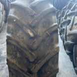 480/65R28 Mitas AC65 OCC AR
136
D
Koło napędowe