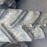 320/85R28 Bkt RT855 OCC
124
A8
Koło napędowe