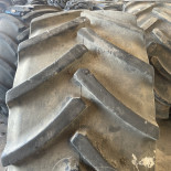 
            600/65R28 Mitas AC65 OCC
    

            
        
    
    Aandrijfwiel

