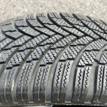 205/55R17 Firestone Winter cept evo 2
91
V
Personenauto
