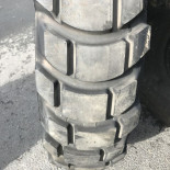 
            1200-20 Michelin XR
    

            
                    18PR
        
    
    インフレータブル

